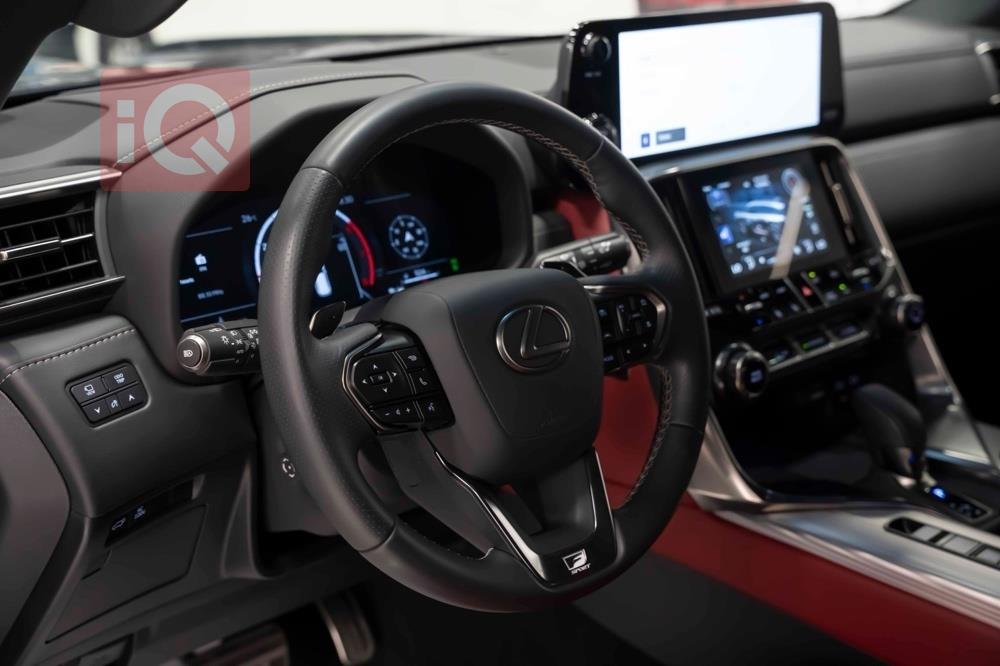 Lexus LX